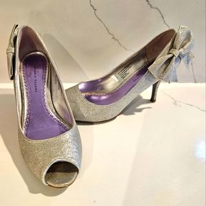 Robeto Vianni Silver heels